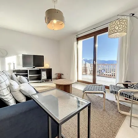 Superbe Maison Neuve Au Calme Au Coeur De Font-romeu Сasa de vacaciones *