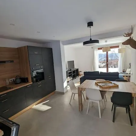 Superbe Maison Neuve Au Calme Au Coeur De Font-romeu
