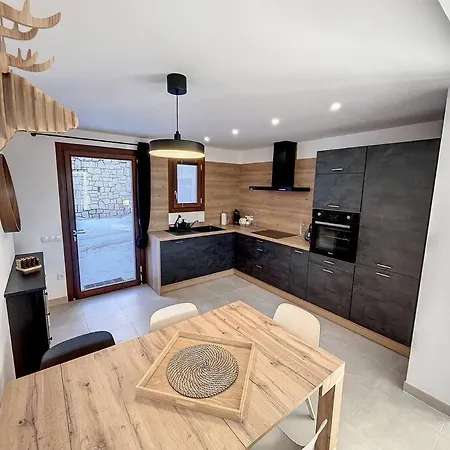 Superbe Maison Neuve Au Calme Au Coeur De Font-romeu Сasa de vacaciones Font Romeu