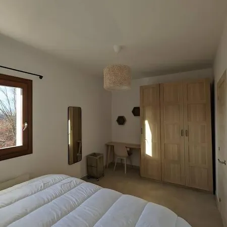 Superbe Maison Neuve Au Calme Au Coeur De Font-romeu Сasa de vacaciones *